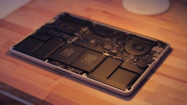 OVERHEATING MacBook Pro! Can We Fix It?? смотреть онлайн