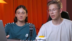 Реально ли Угадать Песню по ОДНОМУ Слову? Я против Геры в Адской Схватке. Maneskin, Звери, 21 pilot