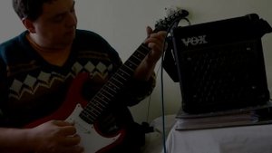 Как звучит дешевая электрогитара CORT G50 если есть желание играть. Комбик VOX DA5 и Ditto Looper