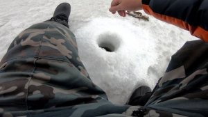 Рыбалка на окуня в Челябинске. Первое озеро.