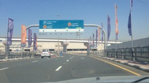 ROAD TRAVEL IN DUBAI GOING TO DUBAI INTERNATIONAL AIRPORT DEPARTURE AREA