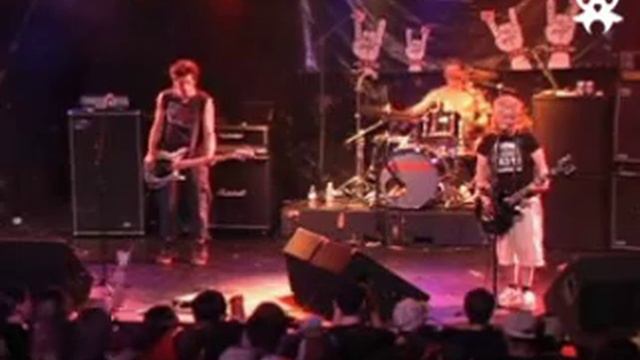Bambix - 10 - Annie (Ao Vivo KVA 30 07 2005) Pumpkn @LBVIDZ смотреть онлайн