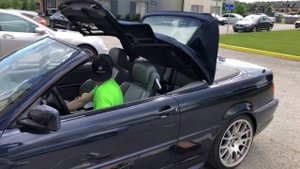 BMW E46 кабриолет, крыша не закрылась до конца. BMW E46 Convertible - Top Stops Halfway Down