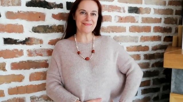 Демонстрация украшений. Яшма