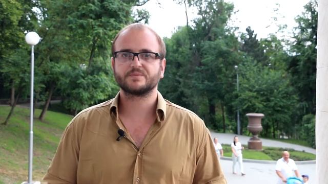 «Хорошее отношение к лошадям». Владимир Маяковский. Читает Евгений Чебан смотреть онлайн