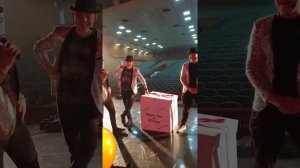 Что в белом ящике? Неожиданный подарок для Ильсии Бадретдиновой