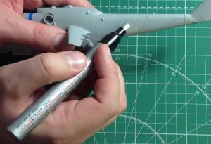 TAMIYA X-11 PAINT MARKER CROM SILVER - маркер для прорверки качества шлифовальных работ