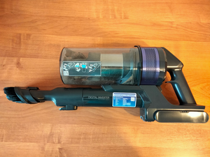 БЕСПРОВОДНОЙ РУЧНОЙ ПЫЛЕСОС SAMSUNG JET 60. Обзор, работа на разных поверхностях