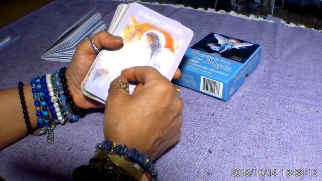 ???Tarot and Oracle Deck Review: Messages from Your Angels Oracle Cards смотреть онлайн
