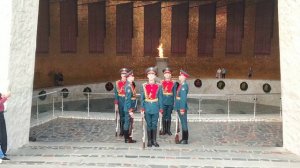 Смена Почётного Караула в Пантеоне Славы Мамаев Курган, Волгоград, 30 сентября 2022 года 15:00 часо