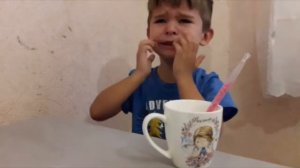 МАЛЕНЬКИЙ МАЛЬЧИК ПРОСИТ МАМУ ВКЛЮЧИТЬ ПЕСНЮ DIOR RASA