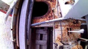 Сочи. Как мы отдыхали в Лоо ("Горный воздух"). Обзор домика бомжей и брошенного судна на берегу..