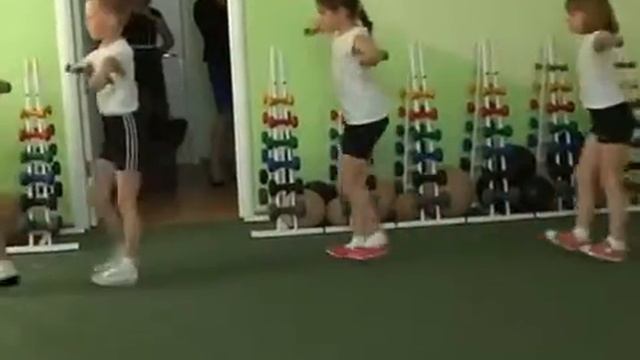 Детские центры здоровья (группа ЛФК, занятия без тренажеров) смотреть онлайн