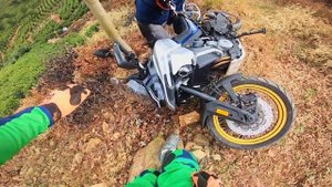 CFmoto 800MT vs VOGE 650DS OFF -- ROAD