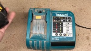Repair Makita BL1830 Battery By Making One Good From Two Bad