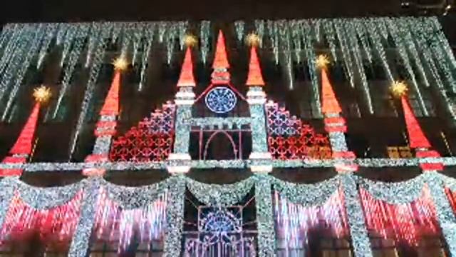 Сакс: Свето-музыкальное новогоднее шоу 2020. Нью-Йорк Онлайн смотреть онлайн