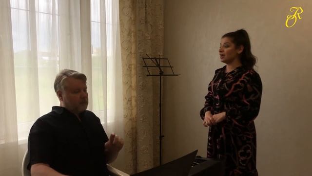 Урок вокального искусства. Педагоги: Сладкопевец Р.В., Ланщикова О.Г.. Ученики: Грета, Вадим