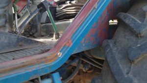 Трактор мтз-80 с большой кабиной