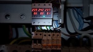 обзор реле перенапряжения от монтажника tomzn tovpd3-100va