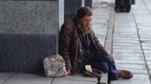 Стихотворение "Мимо проходят люди"