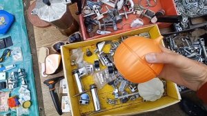 БАРАХОЛКА на Дарнице - юмор, иконы оптом и море советских вещей#барахолкакиев #барахолка#fleamarket