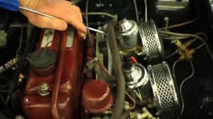 199 MG Tech | Ross Baker's 1970 MGB Smog System