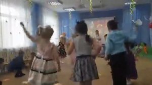 "Осенняя дискотека" Фрагмент осеннего праздника. Подготовительная группа "Знайки"