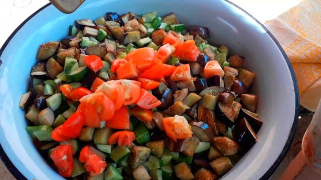 Салат КАВКАЗСКИЙ. Ни один салат не сравнится с Этим! Салат на зиму из Баклажанов смотреть онлайн