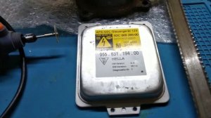 Разборка блока розжига Hella. Как разобрать блок ксенона Hella?