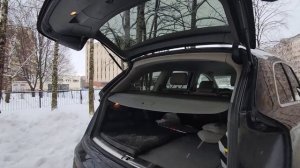 Как работает исправная крышка багажника после ремонта на Audi Q7 2007 года