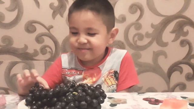 Кислый виноград. смотреть онлайн