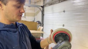 Полировальная машинка Status 1200w. Обзор .