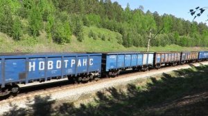 Считаем вагоны, два электровоза ВЛ10 с длинным поездом