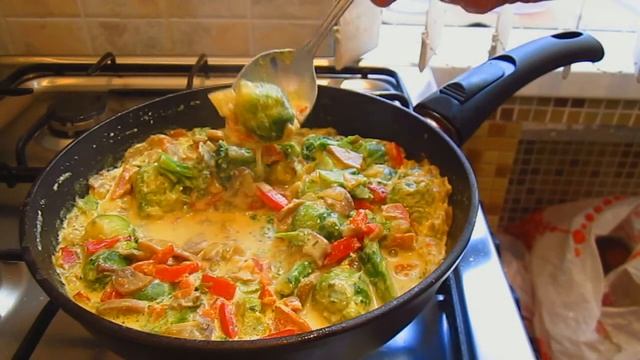 Овощи в сливочном соусе/Vegetables in a creamy sauce...