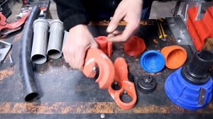 Труборез и фаскосниматель для пластиковых труб - сладкая парочка. :)