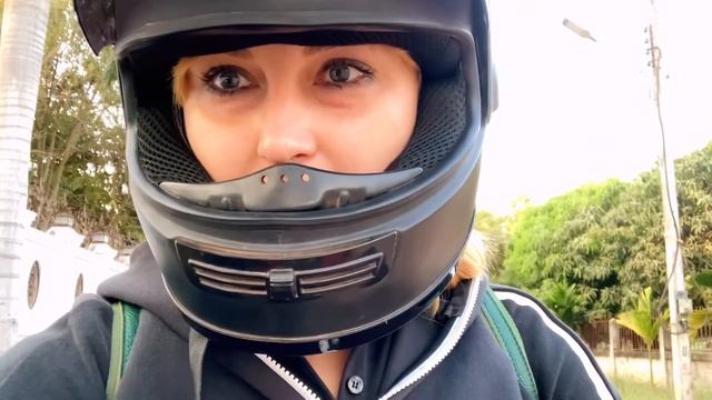 Как живет развивающаяся страна | Лаос ??/ Вьентьян смотреть онлайн