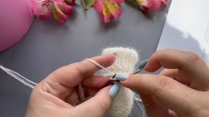 Мастер-класс по вязанию пинеточки размером 0-3 мес. С ушками зайки