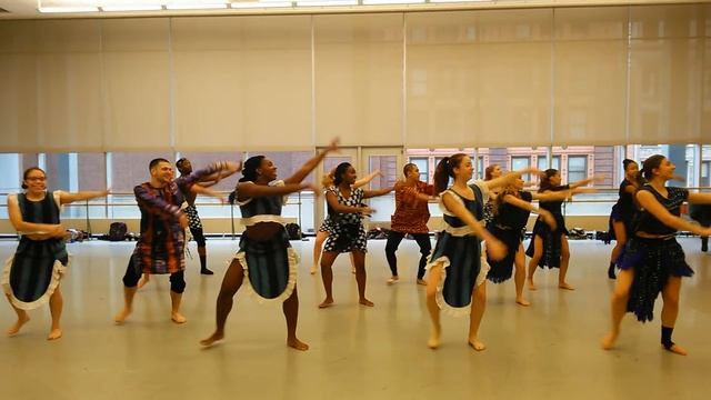 West African Dance- Sinte смотреть онлайн