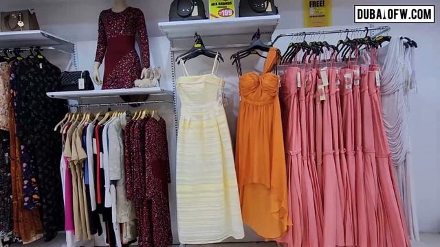 Brands4U Dubai Outlet Store in Dubai Festival City Mall смотреть онлайн