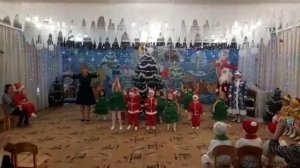 Новогодний танец поздравление. Дети средняя группа детского сада