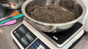 Посол чёрной икры.