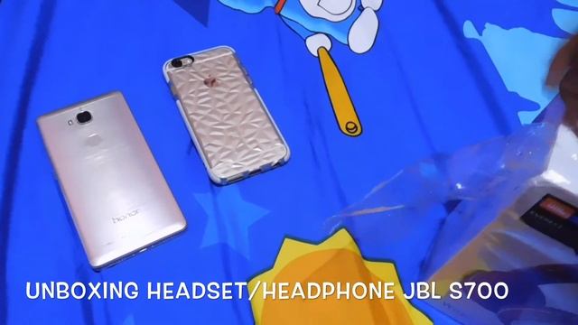 Unboxing Headset/Headphone JBL S700 смотреть онлайн