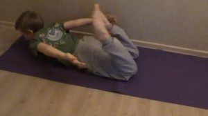 Детская зарядка для укрепления спины. Часть 2.