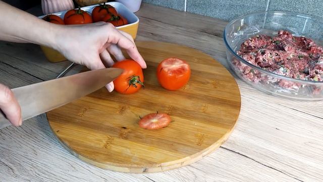 Необыкновенно вкусное и сытное блюдо из мясного фарша ! Unusually tasty and hearty minced meat dish смотреть онлайн