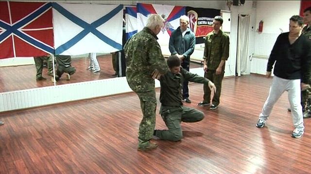 Принцип рычага для выведения противника из равновесия смотреть онлайн