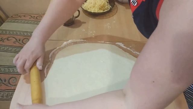 Сырные лепешки на кефире - пальчики оближешь!