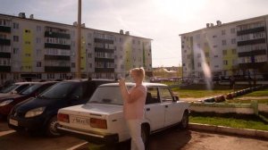 Акция #ПоёмДвором в Янауле: «День Победы»