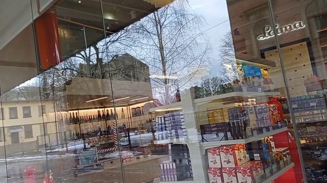 Прогулка по Риге  Матвеевский рынок Тюрьма Браса  Могила Вия  Артмане