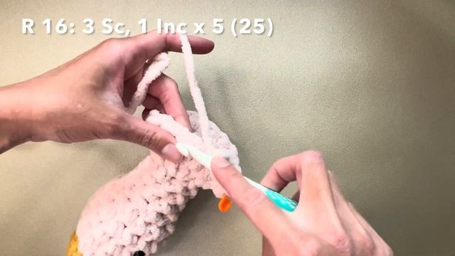 Crochet Goose Snuggle Full Tutorial from MinaAndFriendsCrochet смотреть онлайн