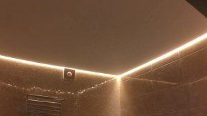 Светованна или световая ванна, натяжной потолок